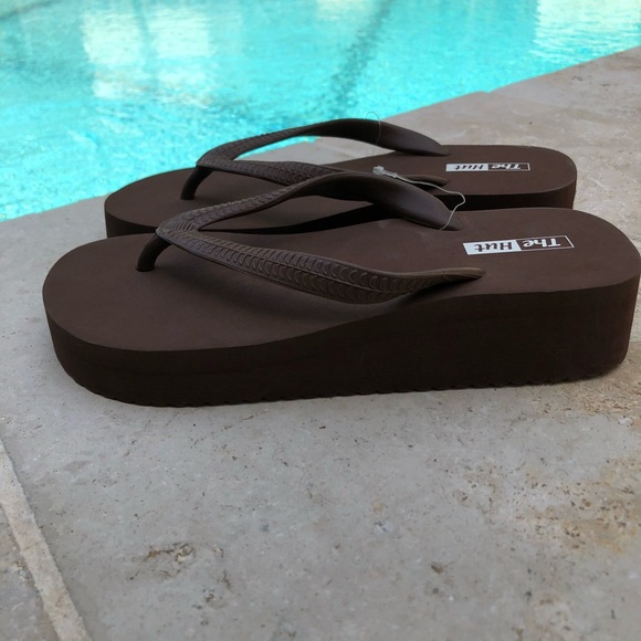 The Hut wedge flip flop - Picture 2 of 4